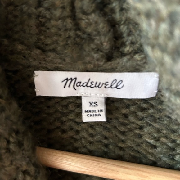 Like New!! Green Turtleneck sweater from Madewell! - Picture 3 of 7